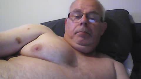 Snapshot of rader50 chatting on 4, 7, 2026 rader50 online show from 4, 7, 2026