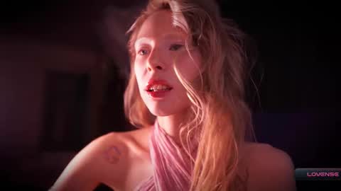 Snapshot of radiant_ada chatting on 19, 11, 2025 ada online show from 19, 11, 2025