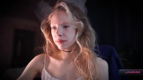 Snapshot of radiant_ada chatting on 3, 12, 2025 ada online show from 3, 12, 2025