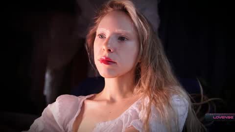 Snapshot of radiant_ada chatting on 16, 12, 2025 ada online show from 16, 12, 2025