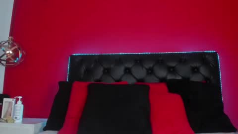 radiant_sapphire online show from 7, 12, 2024