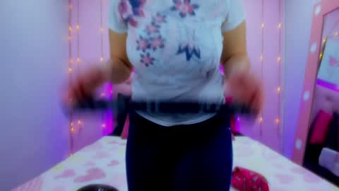 radiant_sapphire online show from 31, 1, 2025