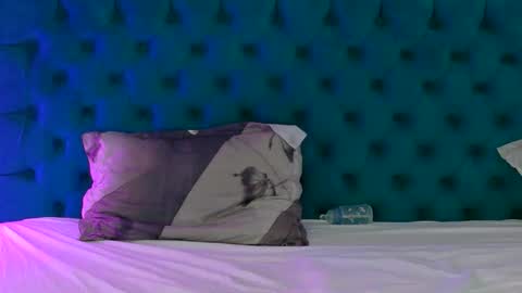 Snapshot of raeeamber_ chatting on 24, 3, 2026 sweet peach online show from 24, 3, 2026