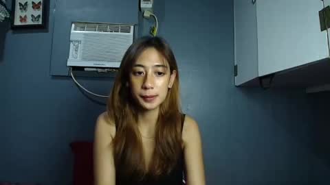 Snapshot of raesoleil chatting on 6, 4, 2026 Rae online show from 6, 4, 2026