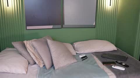 Snapshot of rafa_cruz chatting on 12, 11, 2025 rafa_cruz online show from 12, 11, 2025