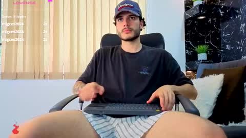 R A F A E L online show from 29, 11, 2025