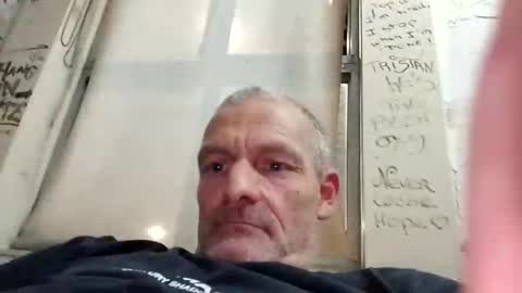 Snapshot of ragingzef69 chatting on 17, 2, 2025 Bigthickdickinvic online show from 17, 2, 2025