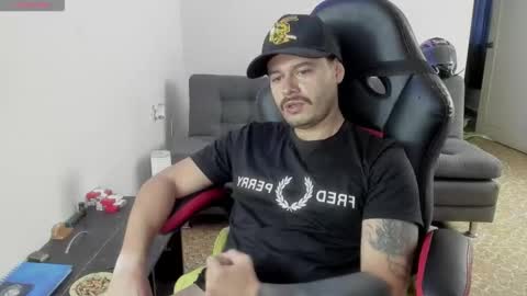 Snapshot of ragnar_lothbrok77 chatting on 30, 11, 2025 ragnar_lothbrok77 online show from 30, 11, 2025