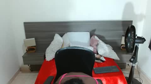 Snapshot of raichellcooper1 chatting on 24, 2, 2025 raichellcooper1 online show from 24, 2, 2025