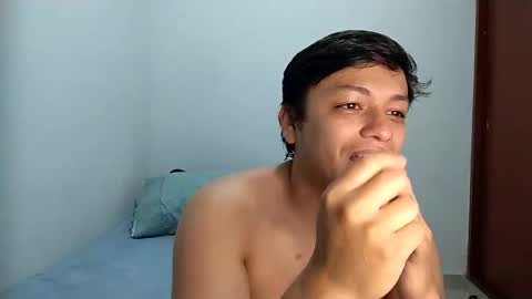 raider and roxie online show from 1, 12, 2025