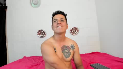 Snapshot of raiiaan_torricely chatting on 24, 12, 2024 Rayan online show from 24, 12, 2024