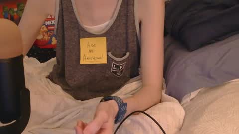 Snapshot of rainydayem chatting on 11, 7, 2026 RainyDayEm online show from 11, 7, 2026