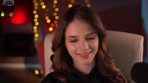 Snapshot of raisadoll chatting on 7, 3, 2026 Raisa online show from 7, 3, 2026