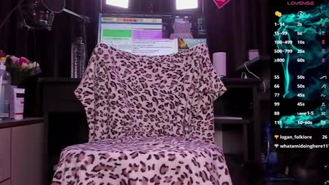 Snapshot of raissa_sky26 chatting on 15, 1, 2025 Laura online show from 15, 1, 2025