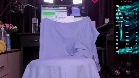 Snapshot of raissa_sky26 chatting on 13, 2, 2025 Laura online show from 13, 2, 2025