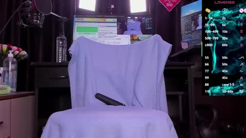 Snapshot of raissa_sky26 chatting on 3, 3, 2025 Laura online show from 3, 3, 2025