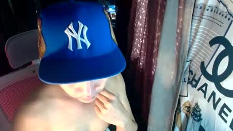Snapshot of ralfhuge24 chatting on 21, 6, 2026 ralfhuge24 online show from 21, 6, 2026