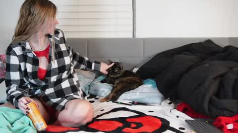 Rami online show from 1, 2, 2025