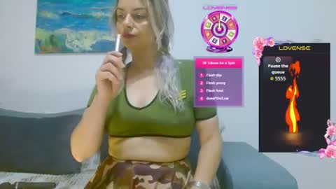 Snapshot of ramonaanca99 chatting on 23, 6, 2026 Kim-Hot-Girl online show from 23, 6, 2026