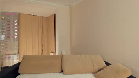 Snapshot of randichaplin chatting on 19, 2, 2025 Vilda online show from 19, 2, 2025