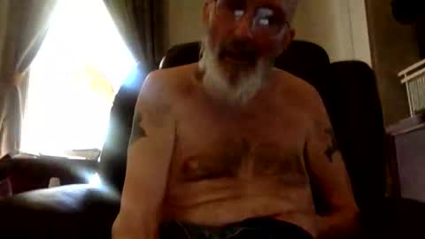 Snapshot of rando56 chatting on 29, 10, 2025 Randy online show from 29, 10, 2025