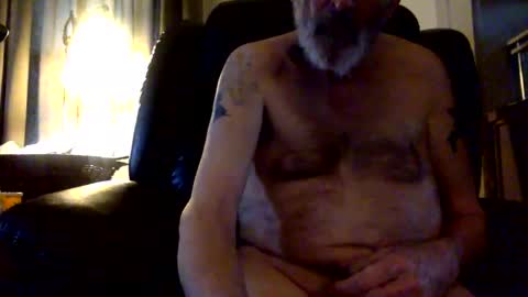 Snapshot of rando56 chatting on 17, 11, 2025 Randy online show from 17, 11, 2025