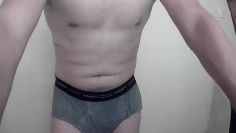 Snapshot of randomzombie chatting on 28, 3, 2026 randomzombie online show from 28, 3, 2026