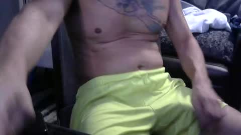 Snapshot of randybater8in chatting on 28, 11, 2025 Randy8inbater online show from 28, 11, 2025