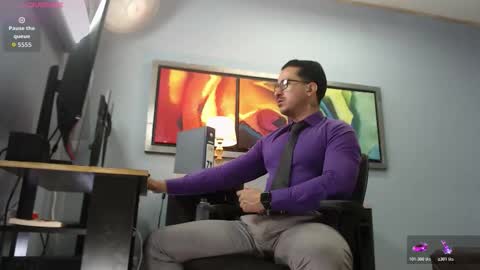 Snapshot of randylukehot chatting on 8, 3, 2026 randylukehot online show from 8, 3, 2026