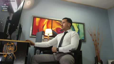 Snapshot of randylukehot chatting on 9, 4, 2026 randylukehot online show from 9, 4, 2026