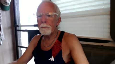 Snapshot of ranger1001 chatting on 26, 4, 2026 ranger1001 online show from 26, 4, 2026