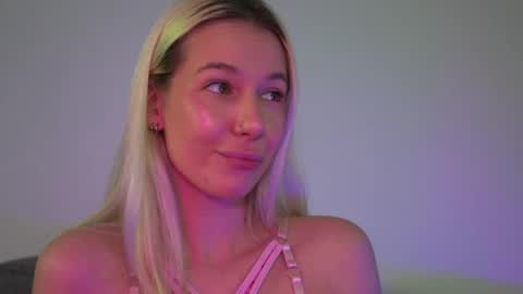 Snapshot of rany_thompson chatting on 2, 5, 2026 Rany Thompson online show from 2, 5, 2026