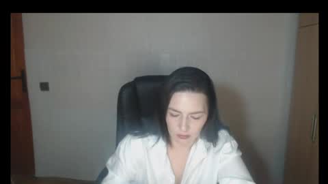 Snapshot of ranya_hayle chatting on 24, 4, 2026 Hayle online show from 24, 4, 2026