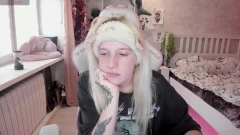 Snapshot of rapunzel_cute chatting on 5, 10, 2025 Rapunzel online show from 5, 10, 2025