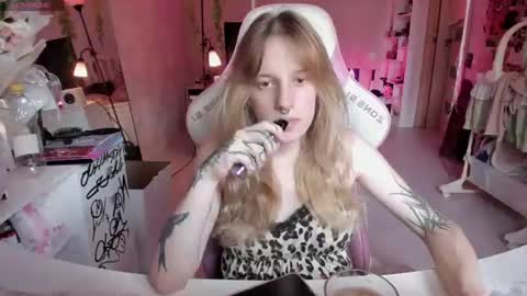 Rapunzel online show from 6, 8, 2026