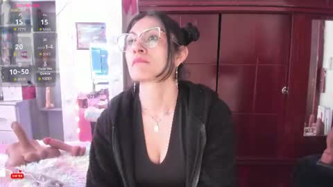 Snapshot of rapunzell__ chatting on 11, 6, 2026 Rapunzell online show from 11, 6, 2026