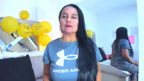 Raquel Moore  online show from 17, 12, 2025