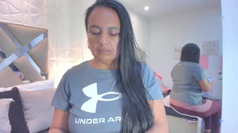 Raquel Moore  online show from 22, 3, 2026