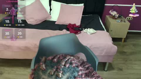 Snapshot of raqueljones_ chatting on 20, 12, 2024 Raquel online show from 20, 12, 2024