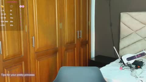Snapshot of raqueljones_ chatting on 15, 9, 2025 Raquel online show from 15, 9, 2025