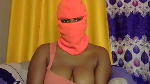 Snapshot of rara_molly chatting on 3, 5, 2026 rara_molly online show from 3, 5, 2026