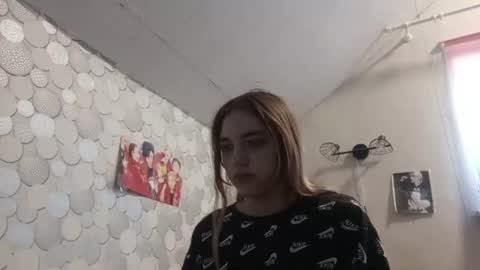 Snapshot of rasheedagartin chatting on 15, 7, 2026 Lora online show from 15, 7, 2026
