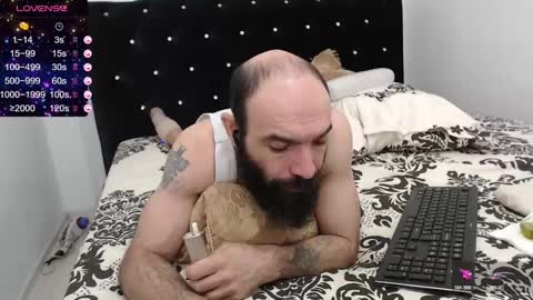 Snapshot of raul27big chatting on 19, 2, 2025 RaulWildBoy27 online show from 19, 2, 2025