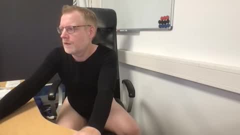 Raunchy me online show from 5, 12, 2025