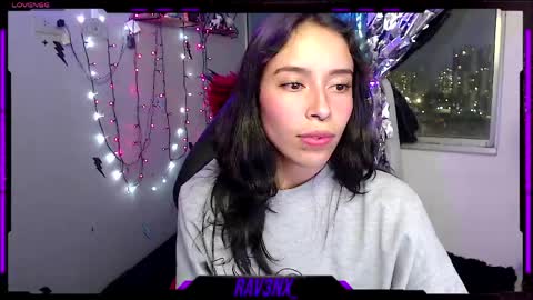 Snapshot of rav3nx_ chatting on 10, 3, 2026 online show from 10, 3, 2026