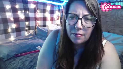 Snapshot of raven_8687 chatting on 29, 3, 2026 Raven online show from 29, 3, 2026