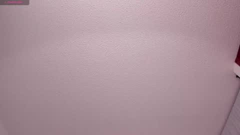 Snapshot of raven__white1 chatting on 28, 1, 2025 Raven online show from 28, 1, 2025