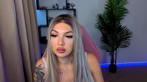 raven_inkk online show from 2, 12, 2025