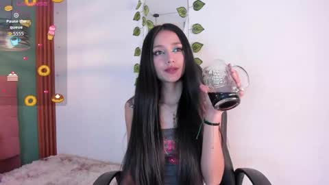 raven_smith_ online show from 15, 5, 2026