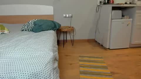 Snapshot of raveneusbiter chatting on 11, 2, 2026 Raveneusbiter online show from 11, 2, 2026